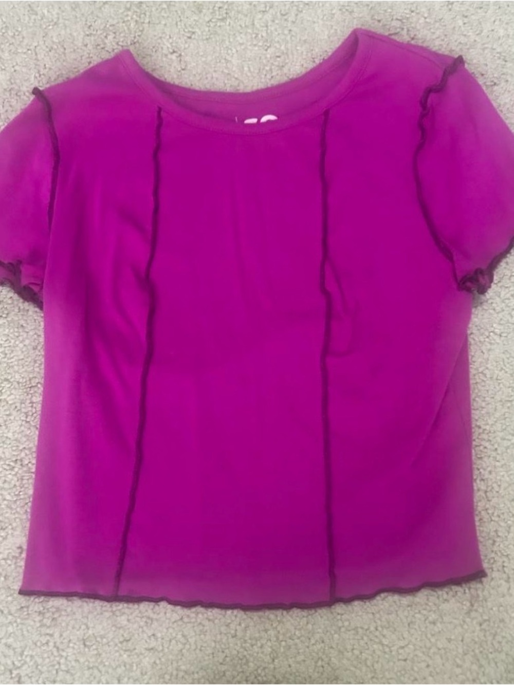 SO Fuchsia Short Sleeve Ruffle-Trim Crop Top